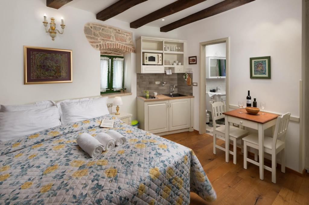 Monterosso Old Town 4
