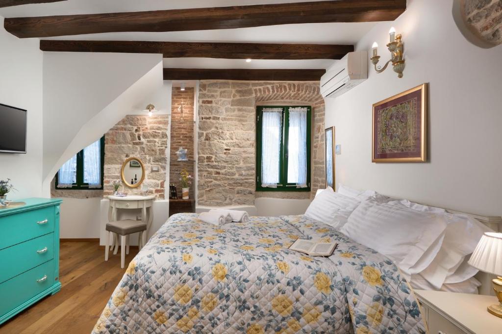Monterosso Old Town 2