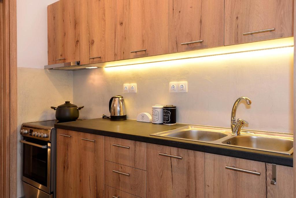 Lalari Beach Suites 5