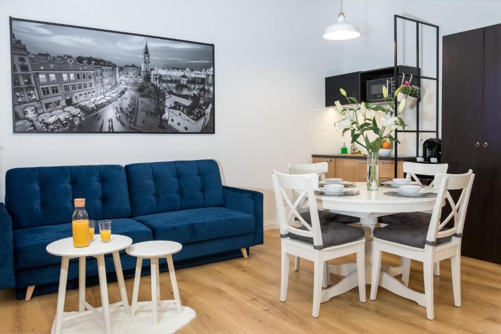 Beautiful Cracow Apartments by Cozyplace 8