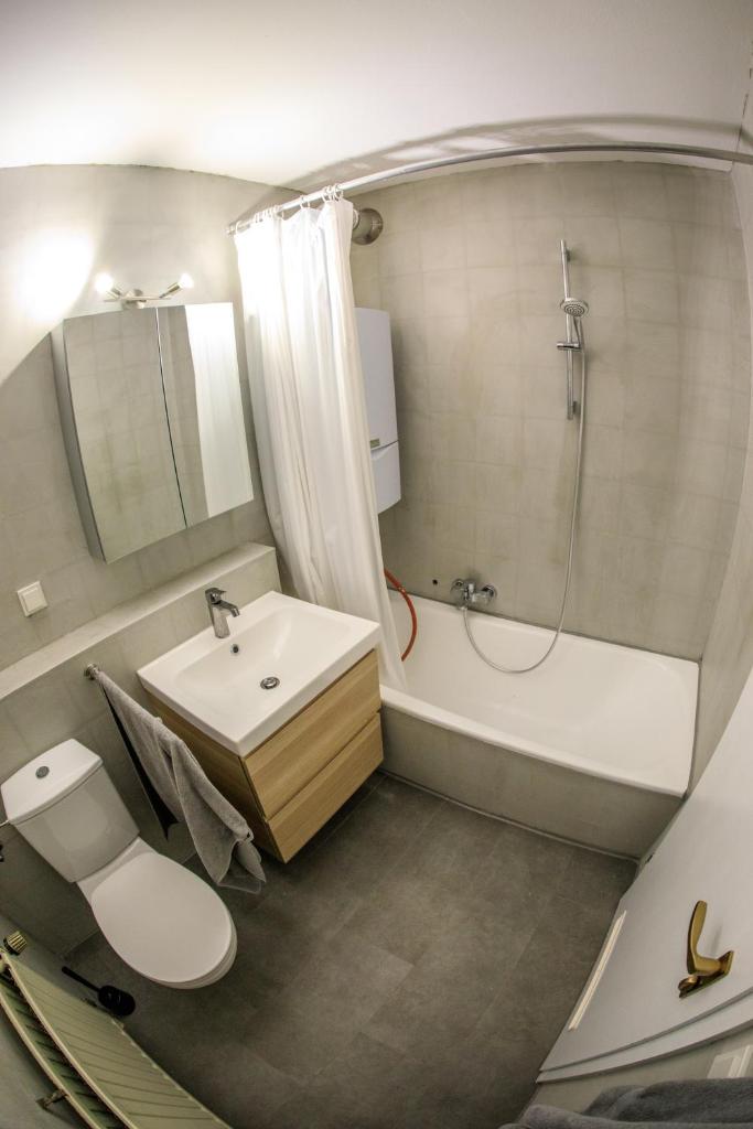Studio apartment - terrace, private parking place 8
