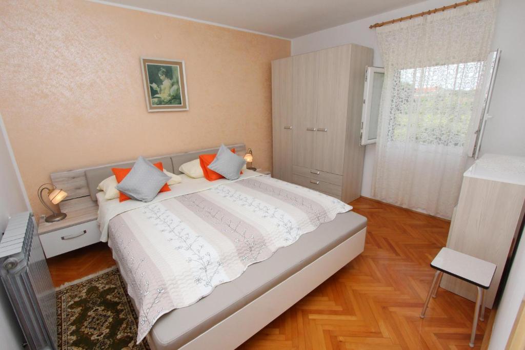 Apartment Stojana 7