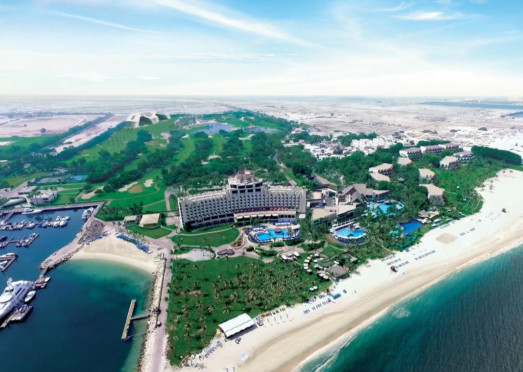 JA The Resort - JA Palm Tree Court, Dubai Image