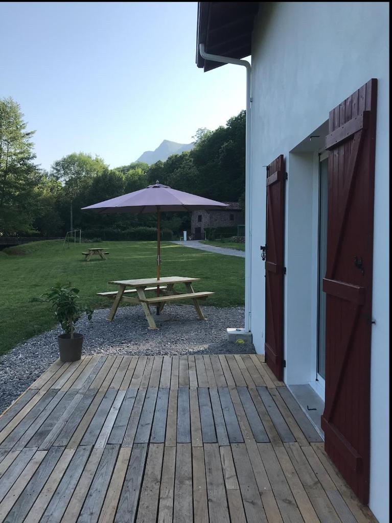 Camp Basque // Maison Erribera // Bidarray 3