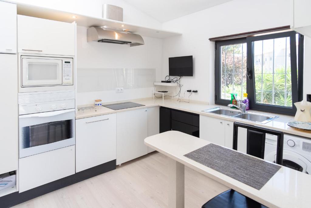 Estoril Prime Stay (Private Garden) beach 1km 4