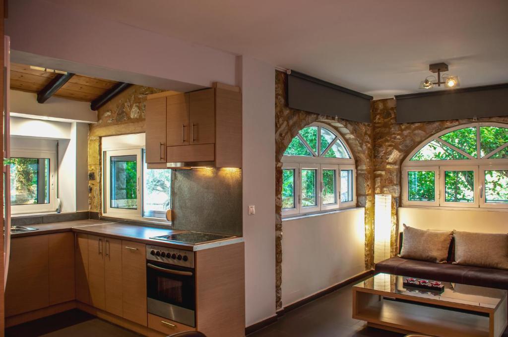 Kamares Suites 4