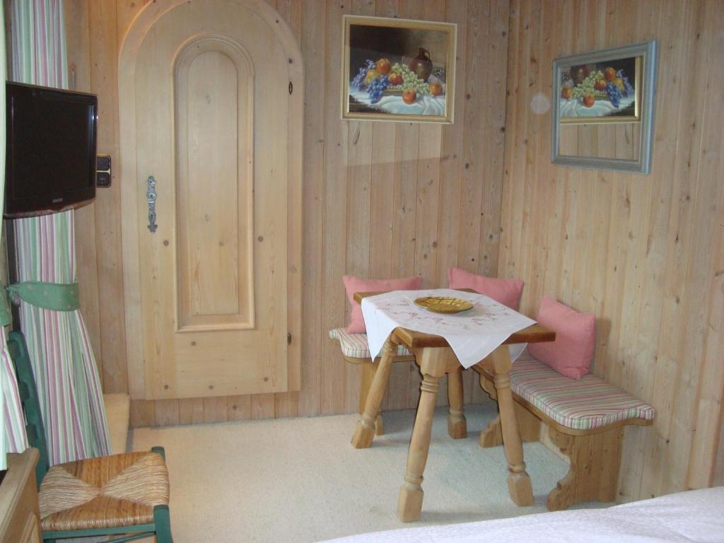 Weberhaus - Adults Only 3