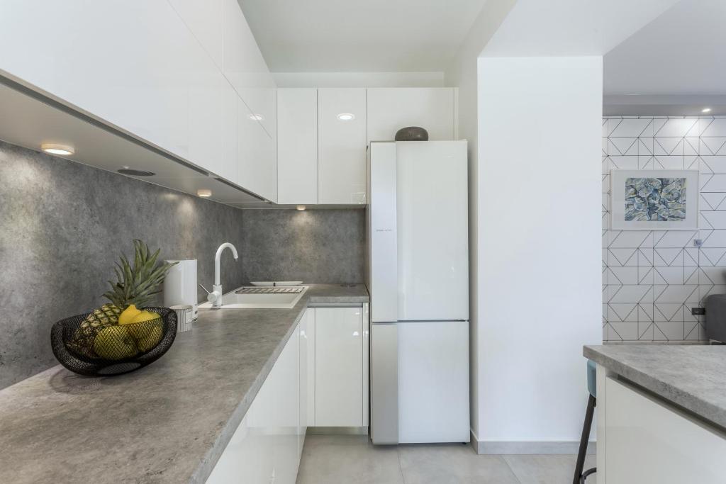 VILLA EMA KASTELA with private heated pool 3