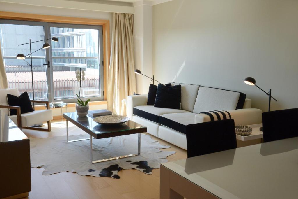 Panoramic Living 5