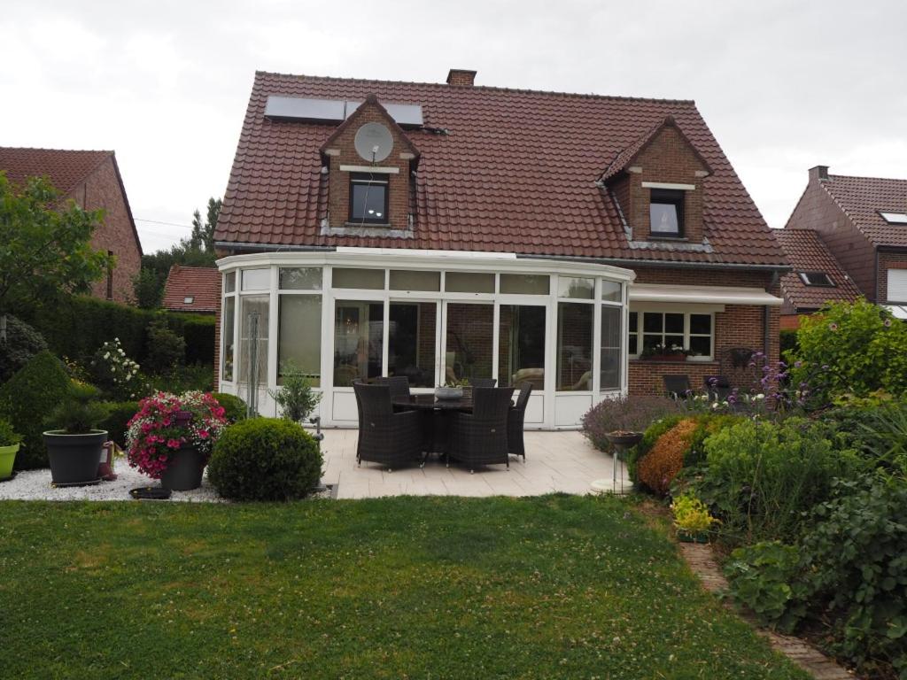 Gesloten 6