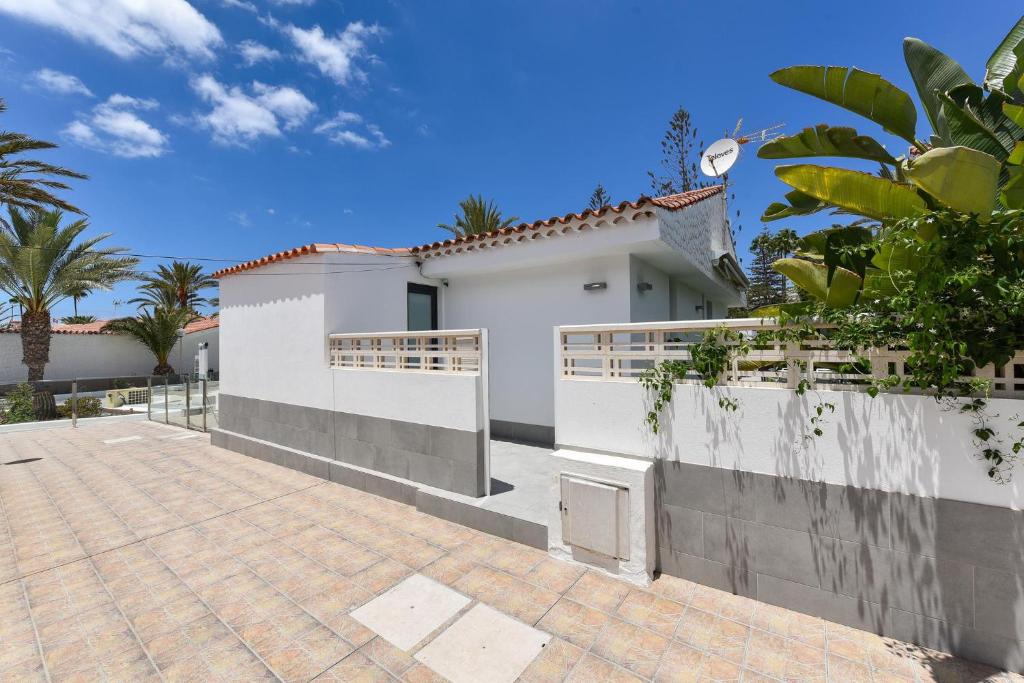 Cozy bungalow for 6 in Playa del Inglés GD04 by VillaGranCanaria 7