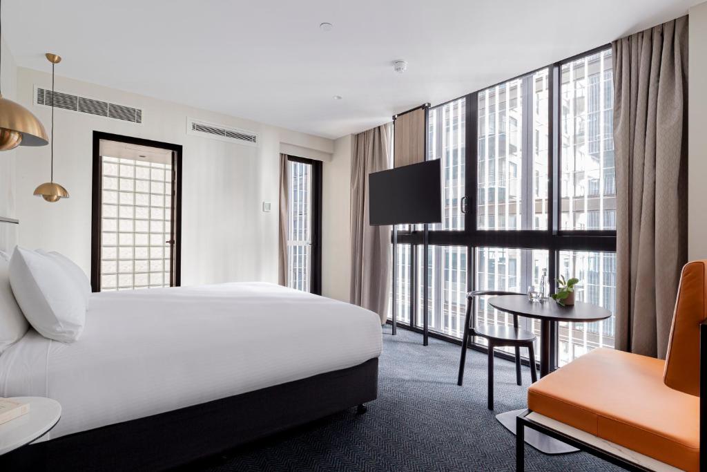 Brady Hotels Jones Lane Image