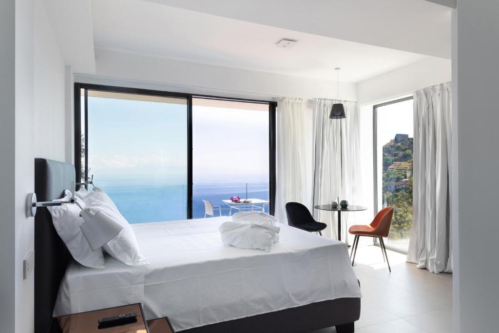 The View Luxury Apartments Taormina 7