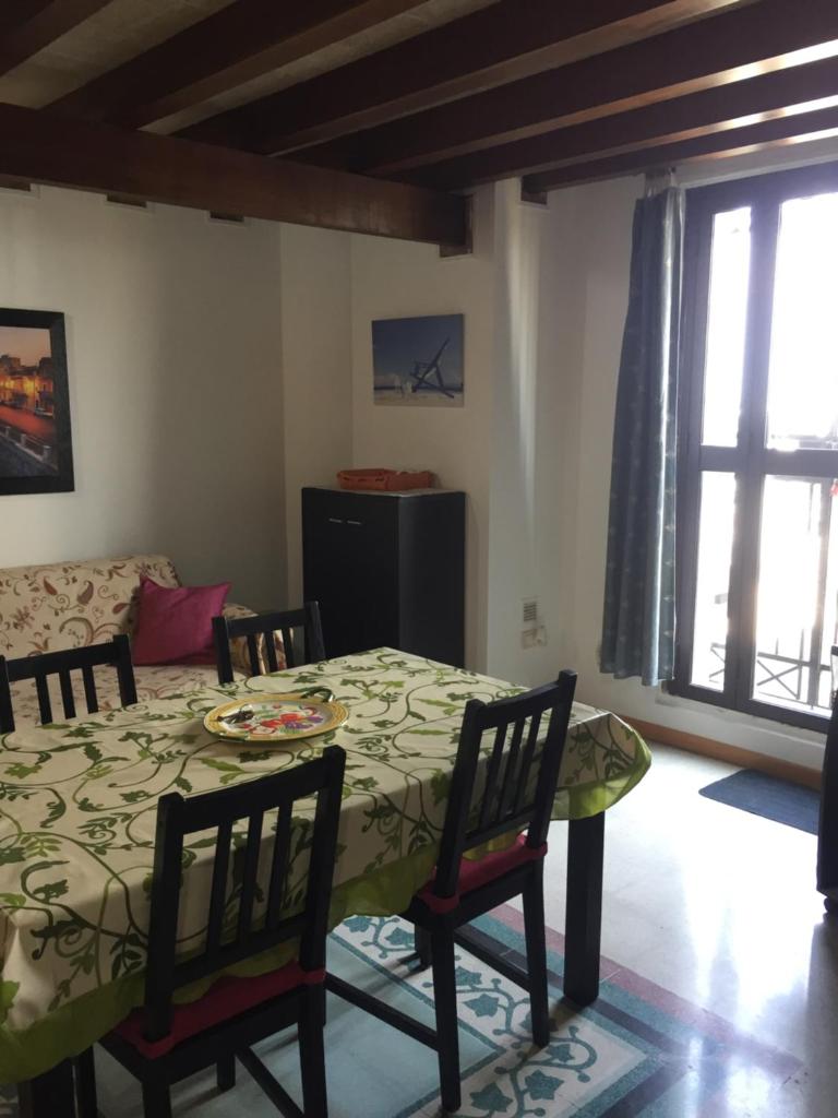 Tolomei House Holidays Sea View 4