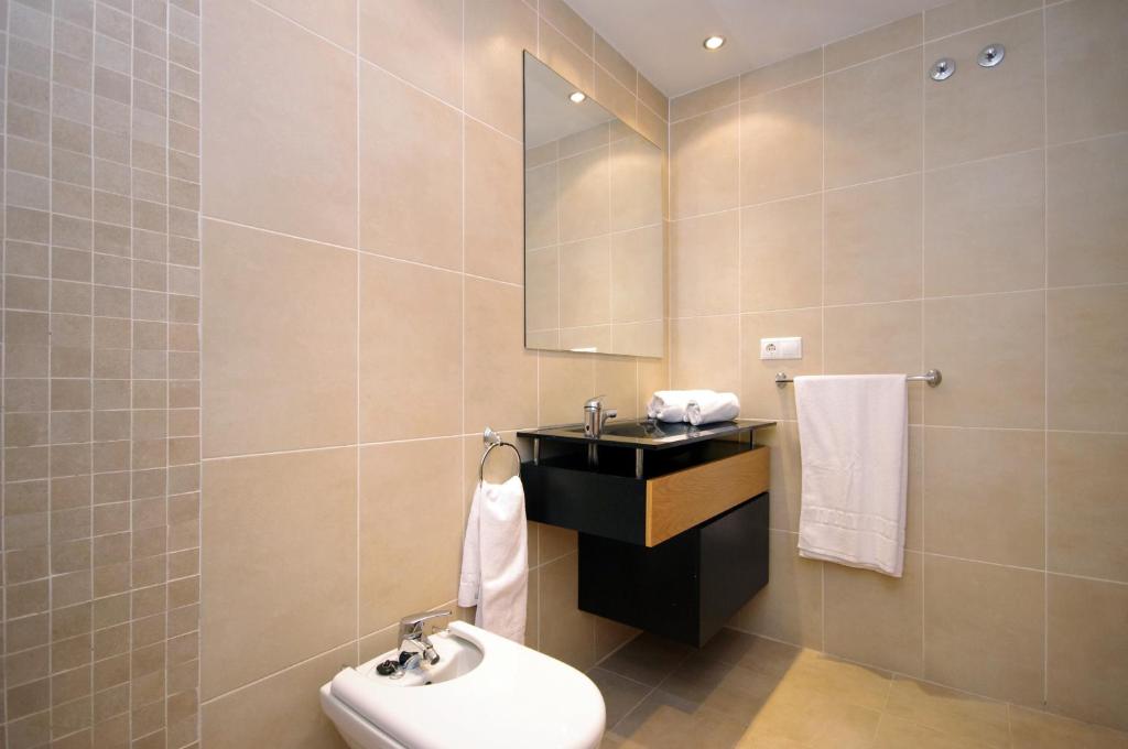 Apartamentos Port 8