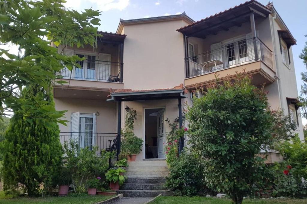 Koulas House in Diava 5