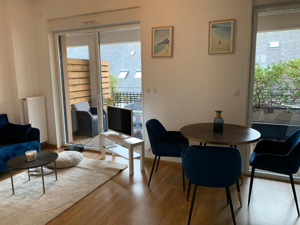 APPARTEMENT CENTRE VILLE AVEC TERRASSE ET PARKING SECURISE 3