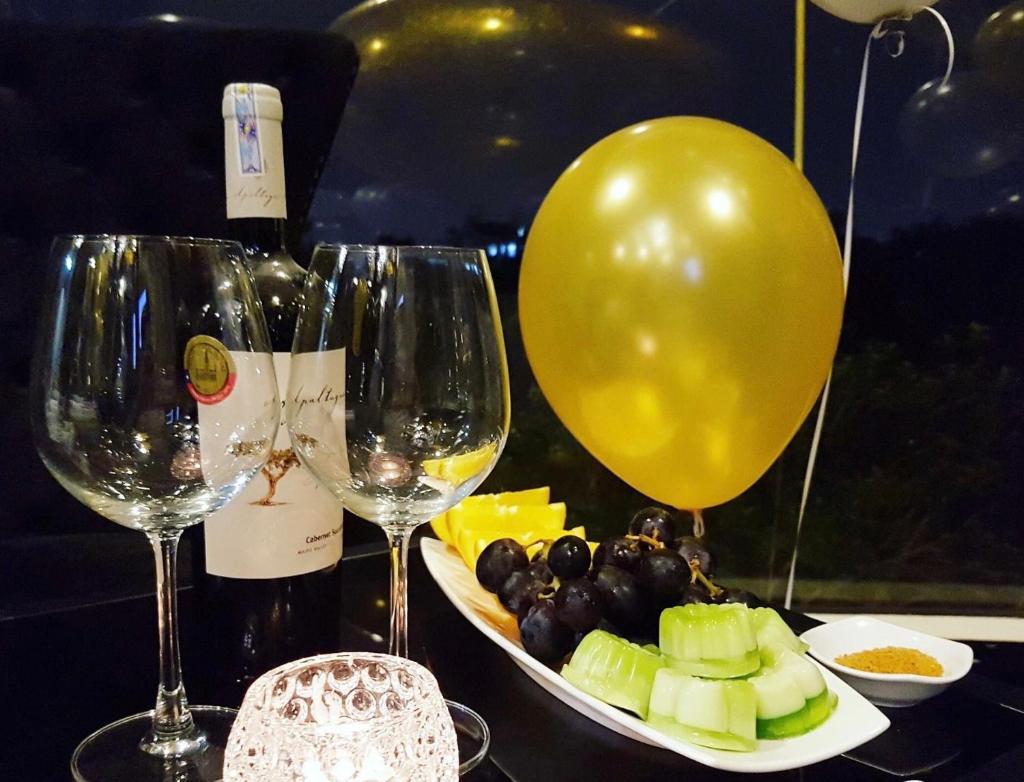 Royal Hotel 60 Nghi Tàm