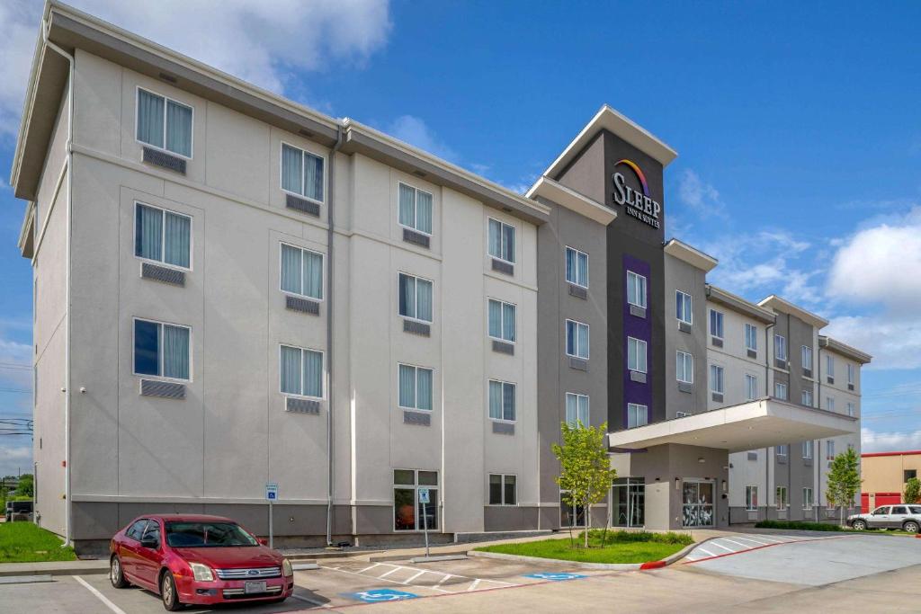 Sleep Inn & Suites near Westchase Image