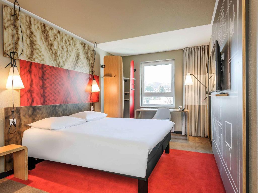 ibis London Stratford Image