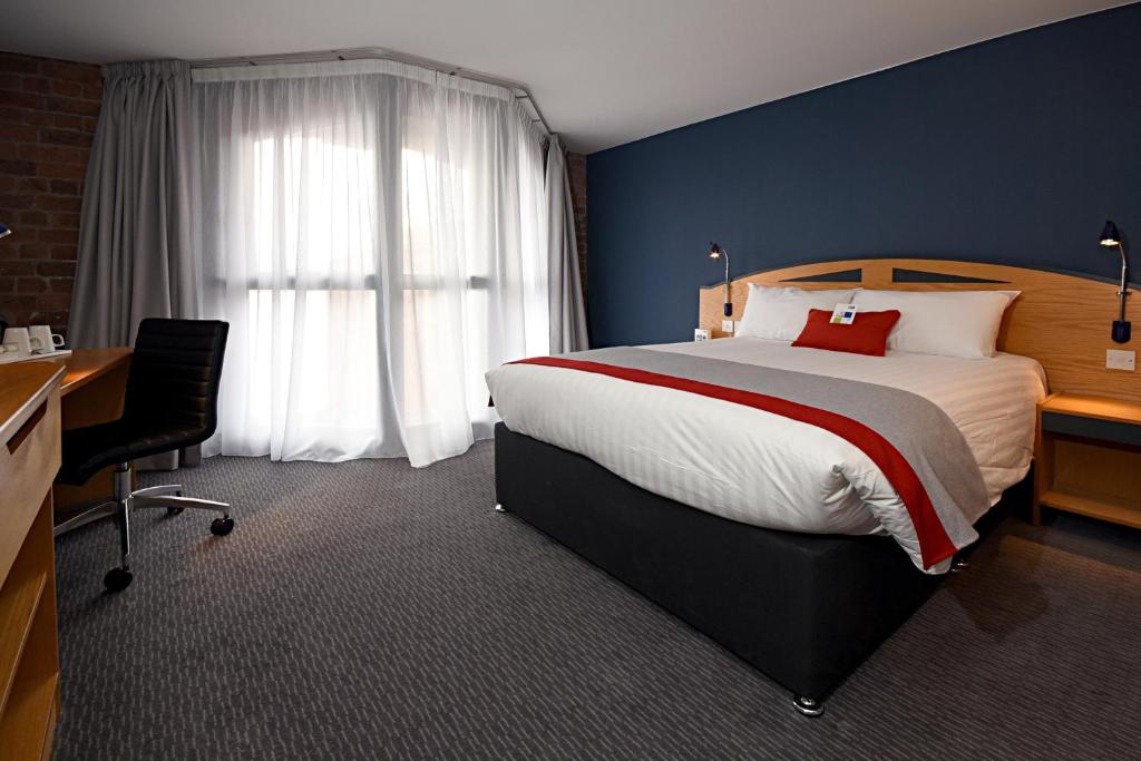Holiday Inn Express Liverpool-Albert Dock, an IHG Hotel Image