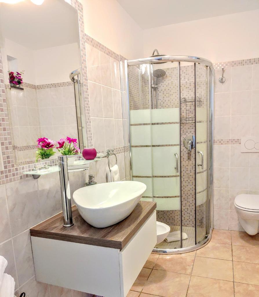 La Petite Maison 8