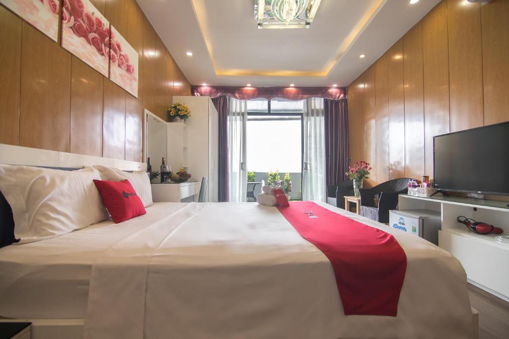 Royal Hotel 60 Nghi Tàm