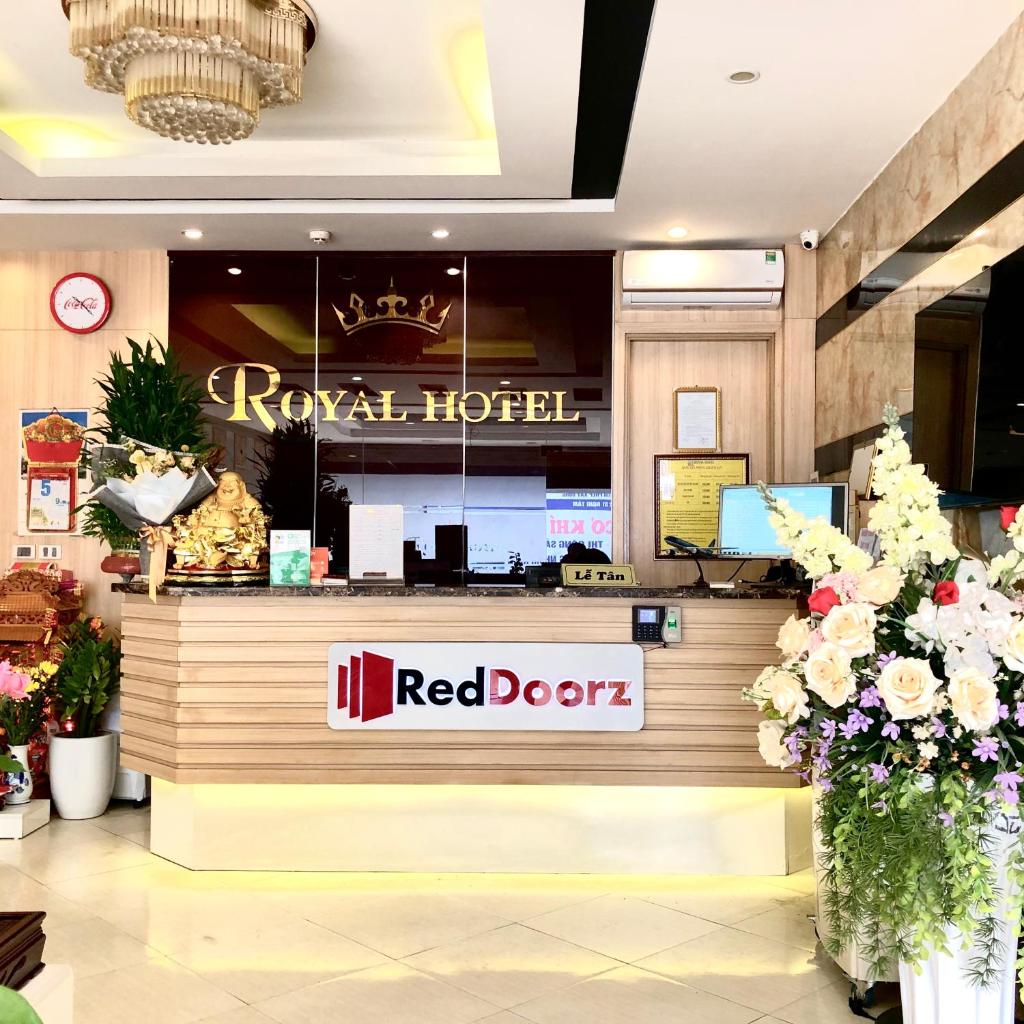Royal Hotel 60 Nghi Tàm