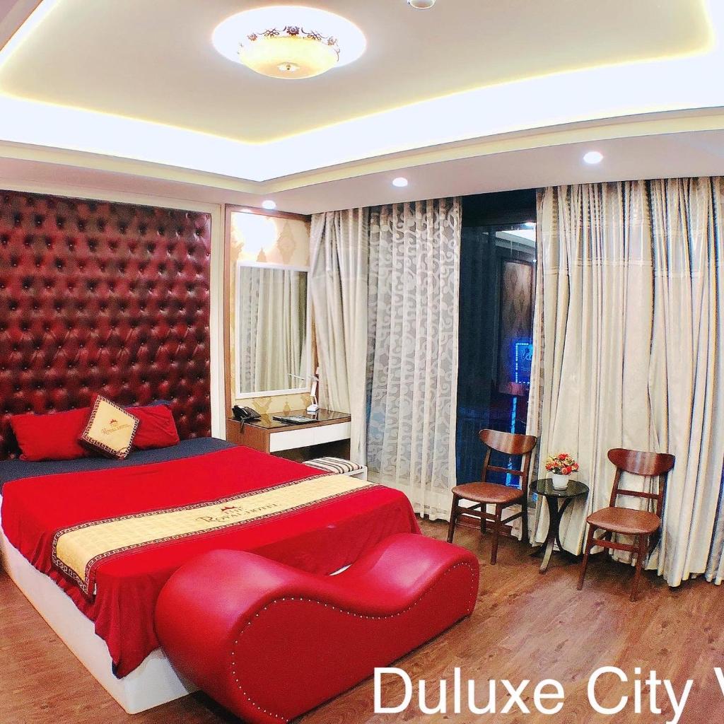 Royal Hotel 60 Nghi Tàm