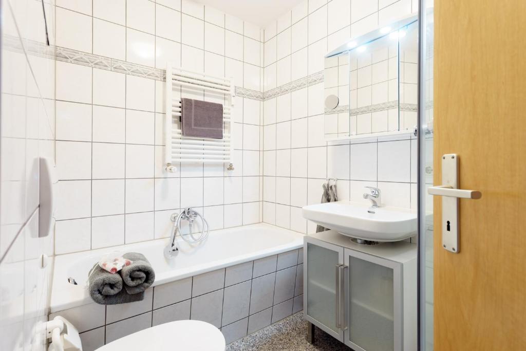 Wohnung mit Blick auf die Zitadelle Petersberg - 3 Zimmer 2