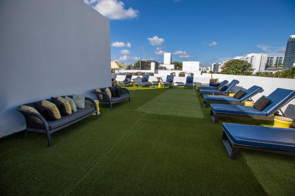 Riviera Suites Image
