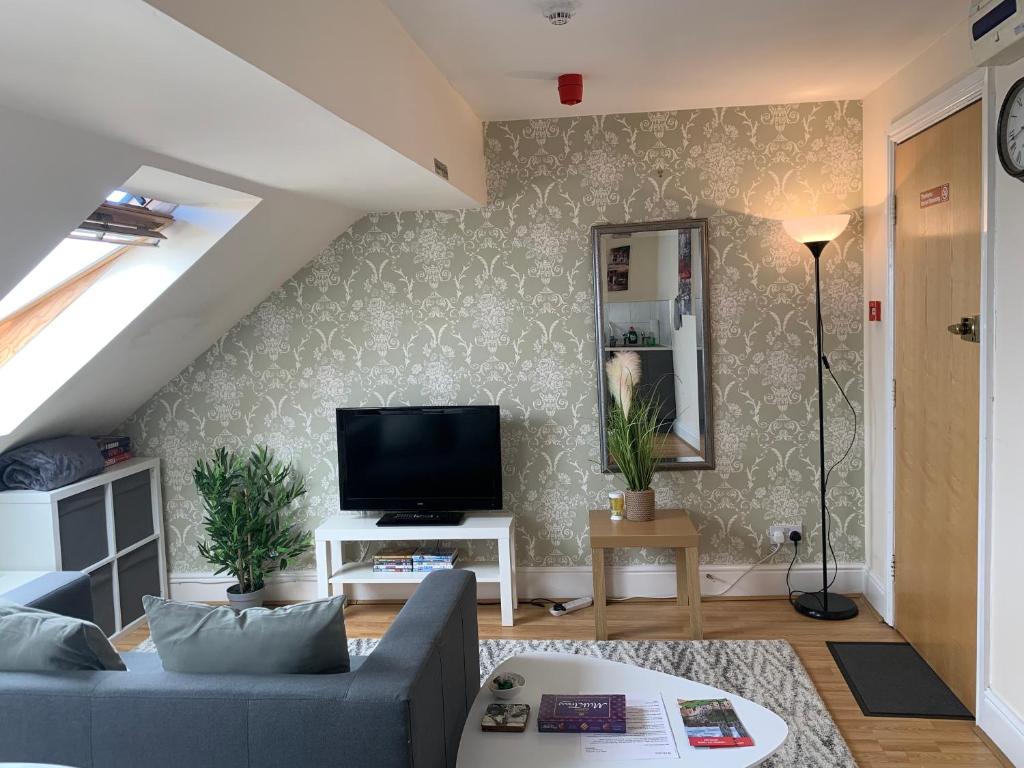Sheil Road Studios - Be My Guest Liverpool 5