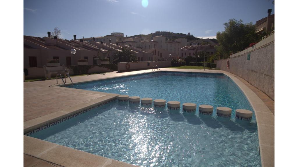 LLOGUER30 Margaret's Family House with pool and parquing 8