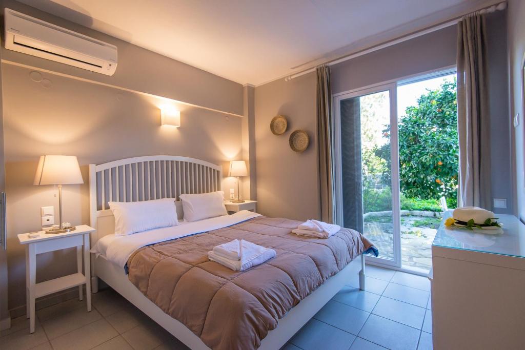Regalo Apartments 4