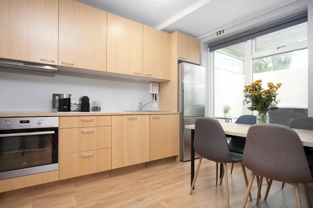 Tyr Apartments by Heimaleiga 4