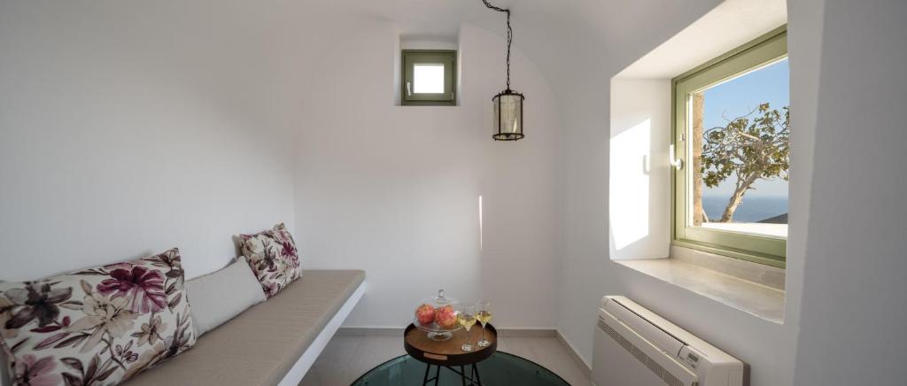 VILLA DI CAPO - Santorini Old Winery Luxury Villas 7