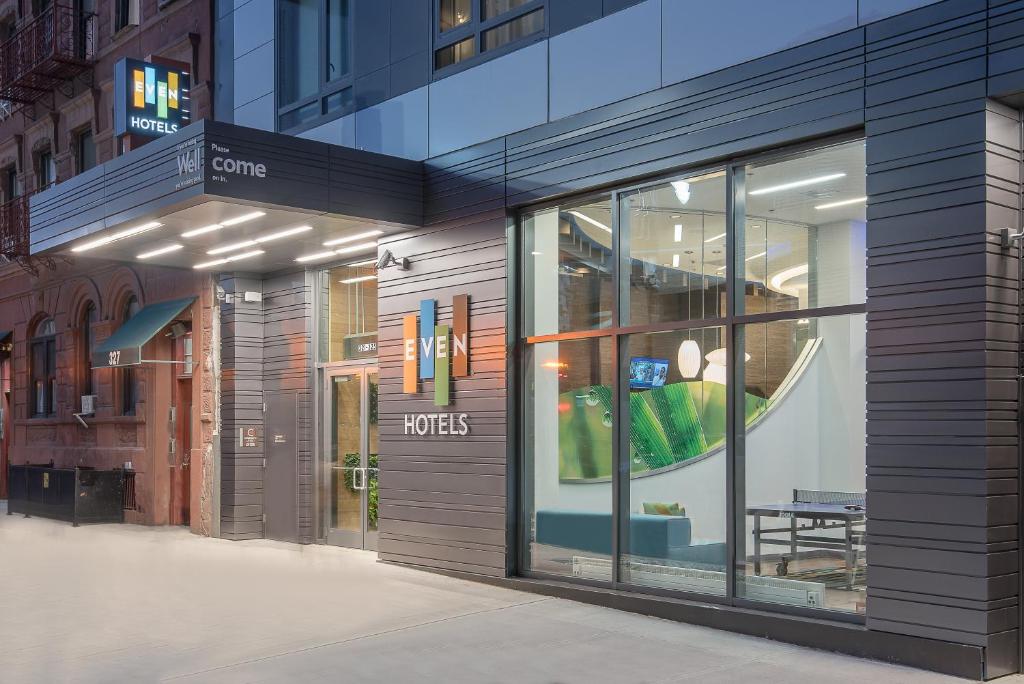 EVEN Hotel New York - Times Square South, an IHG Hotel Image