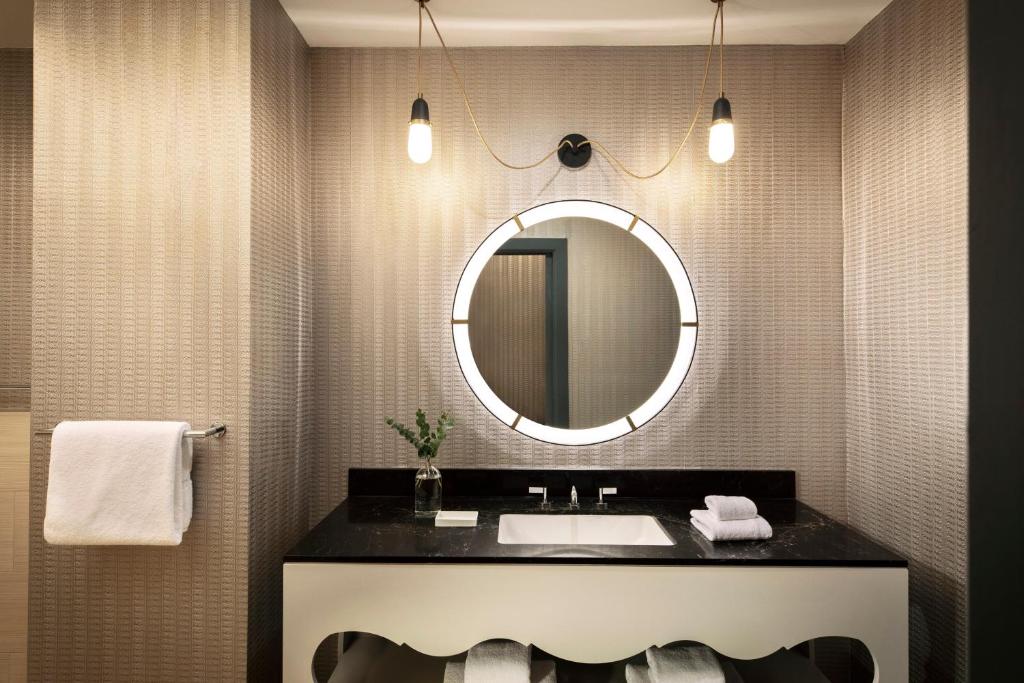 Kimpton Hotel Monaco Denver, an IHG Hotel Image