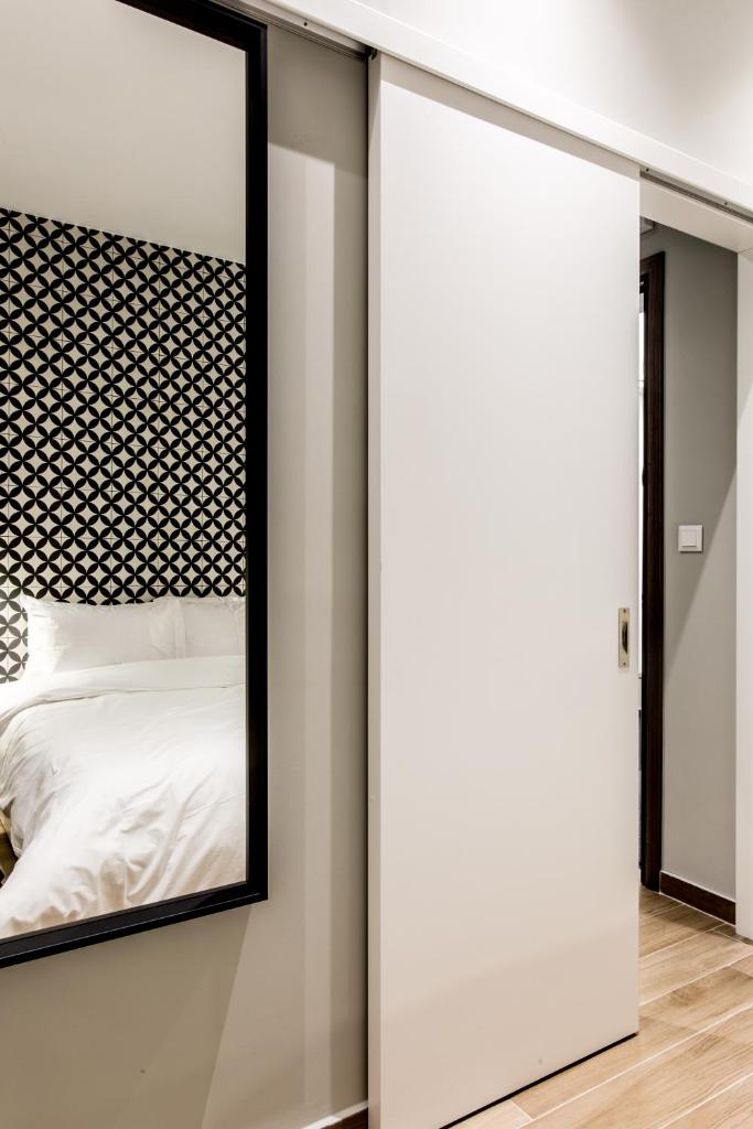 ATHENSIS Apartments in Central Athens 6