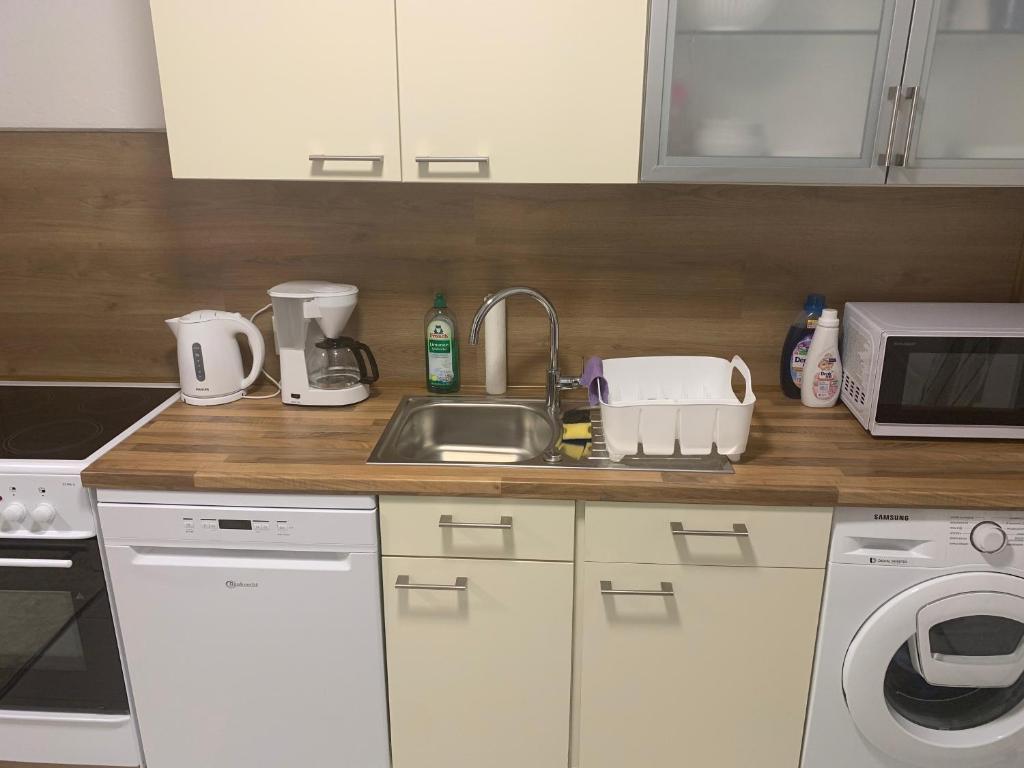 Nice, cosy and central apartment with big balcony 4