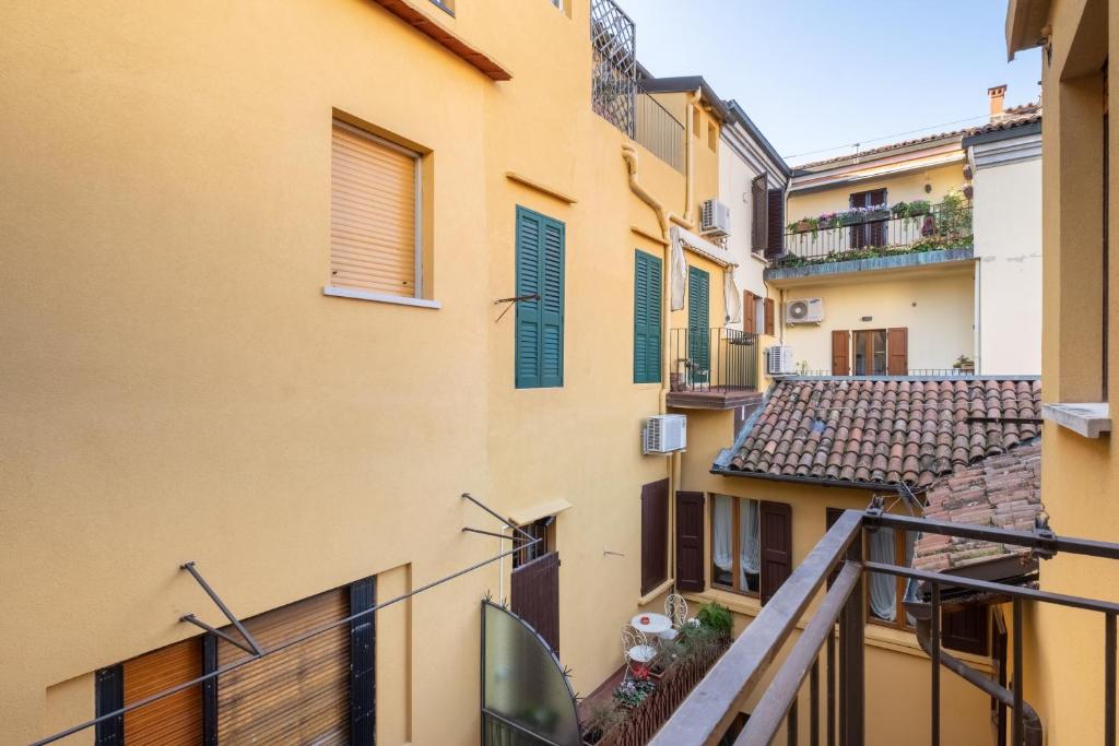 CASA PETRONIO APARTMENTS BOLOGNA CENTER 6