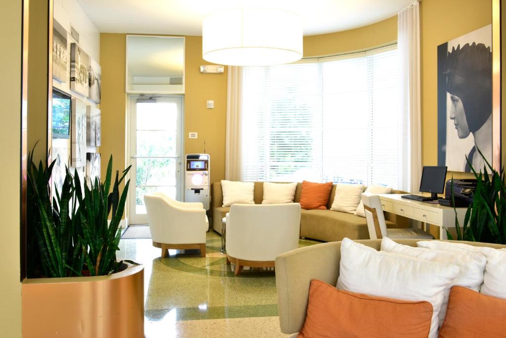 Pestana South Beach Hotel Image