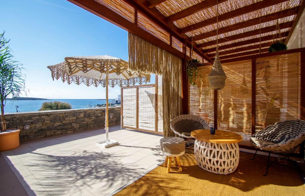 Syros Wellness Luxury Suites 6