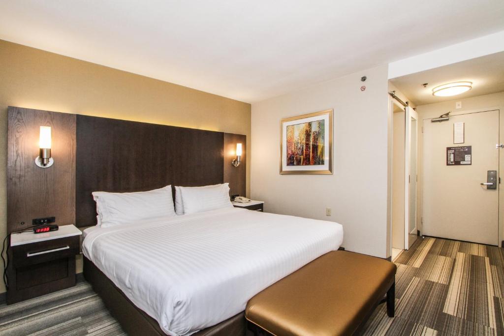 Holiday Inn Express - Downtown San Diego, an IHG Hotel Image