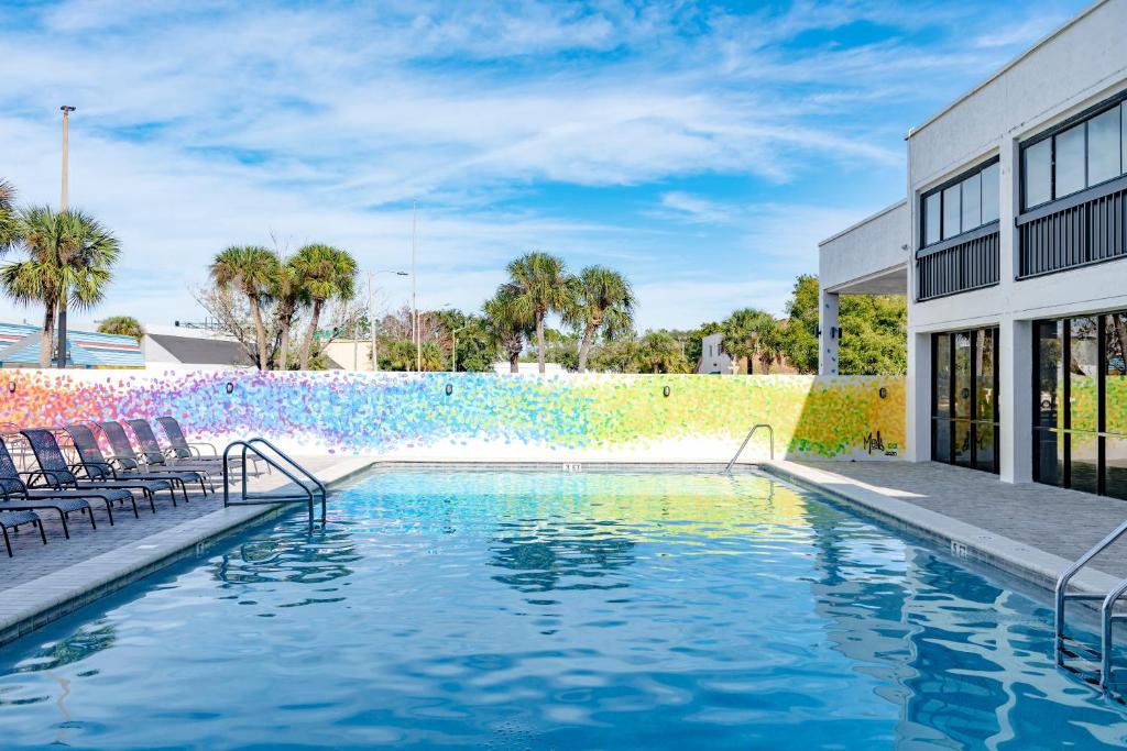 Hotel Monreale Express International Drive Orlando Image