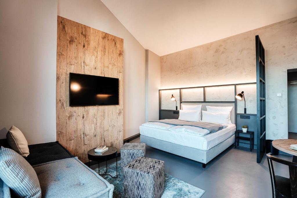 CLOUD No7 LOFTS 1