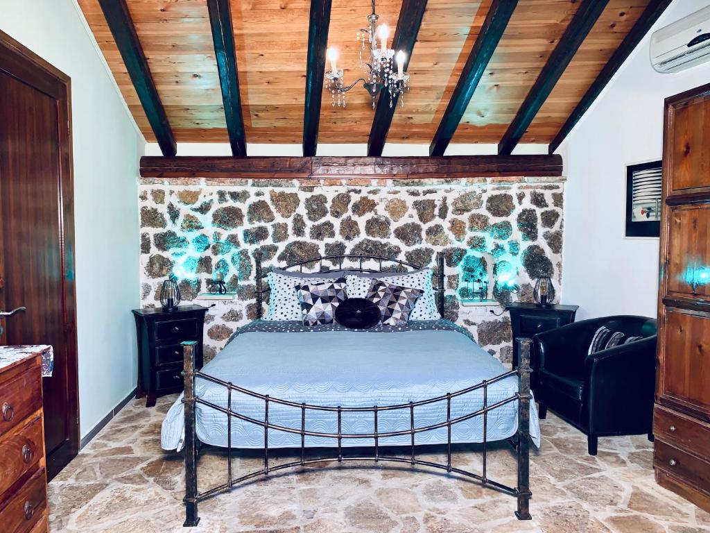 Ermones Emerald Villa 2