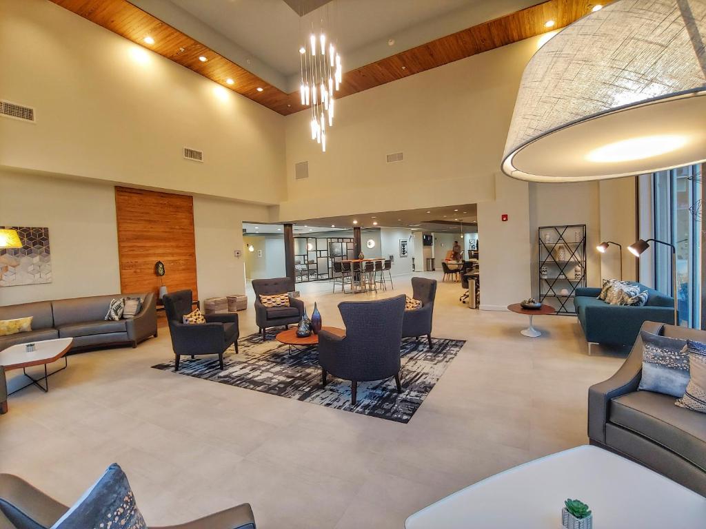 Radisson Hotel Atlanta Airport Image