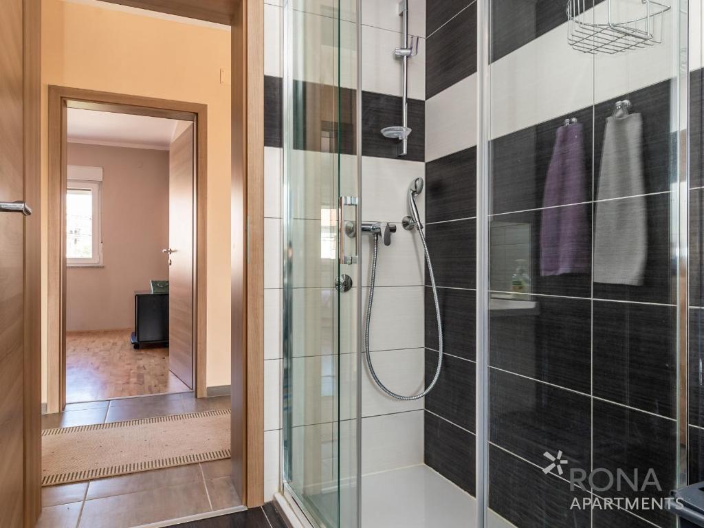 Rona apartments Smokva 3