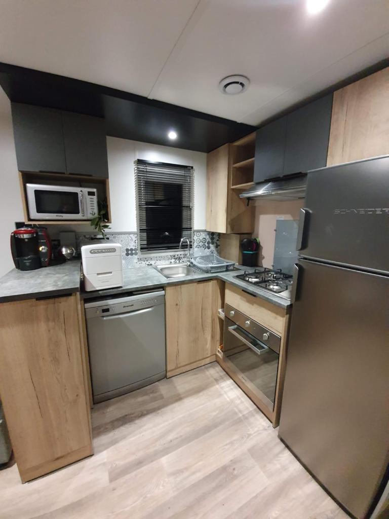 Photo de la galerie de l'établissement Mobilhome a Gastes, à Gastes 8 autres photos